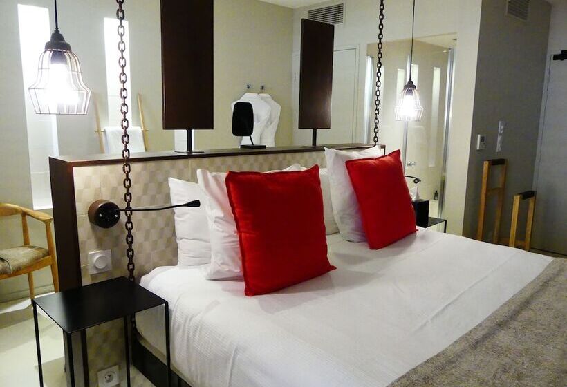 חדר סופריור עם ג'קוזי, Pont Levis  Franck Putelat