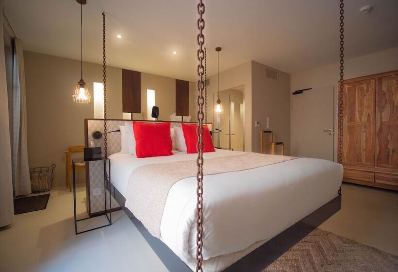 חדר סופריור עם ג'קוזי, Pont Levis  Franck Putelat