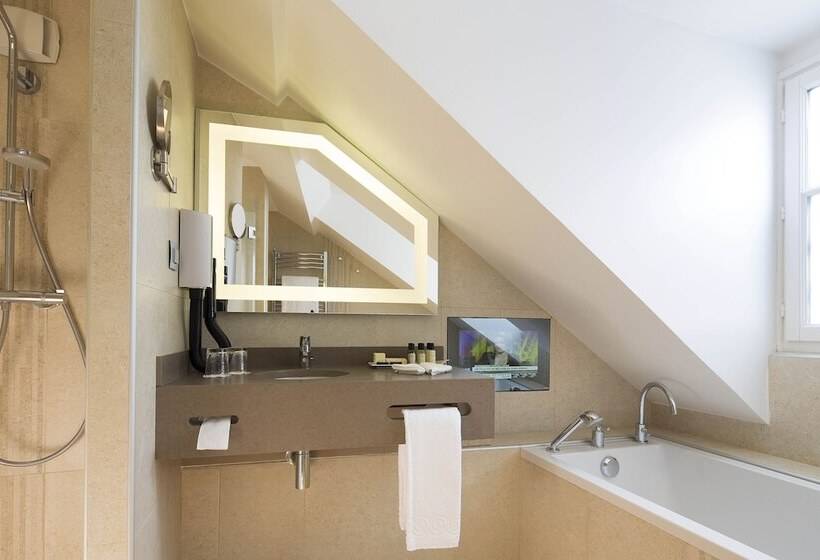 スイート, Hôtel Le Relais Des Halles