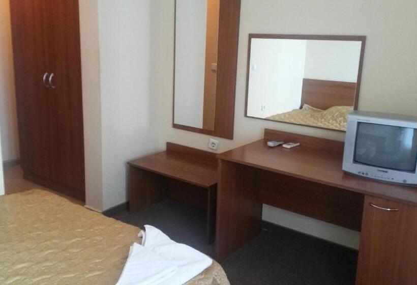 Номер Стандарт Индивидуальный, Sandor