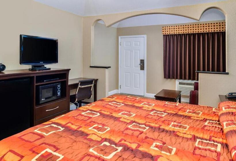 带大床的标准间, Scottish Inn And Suites Highway Six South