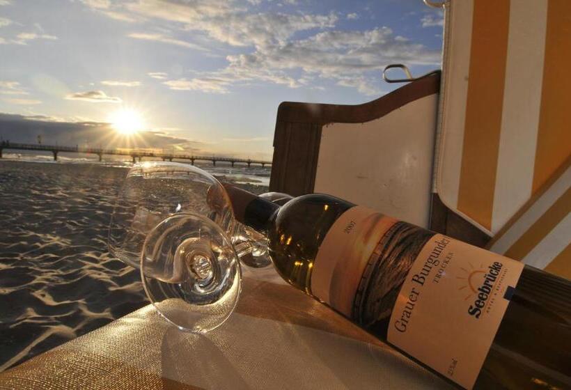 דירת חדר עם נוף לים ומרפסת, & Restaurant Seebrücke