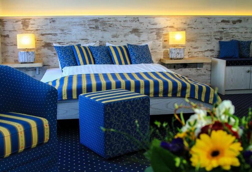 סוויטת ג'וניור עם מרפסת, & Restaurant Seebrücke