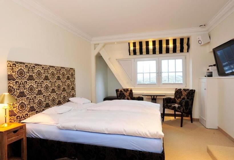 スタンダードルーム, Strandhörn