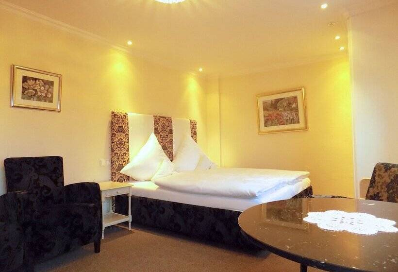 スタンダードルーム, Strandhörn