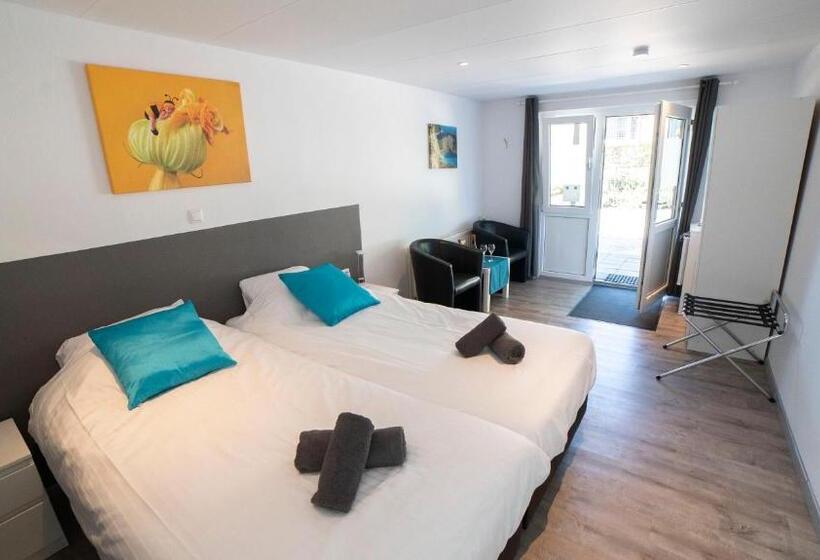 חדר קומפורט, De Heek