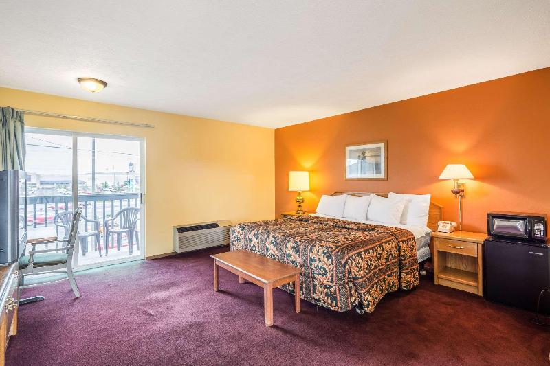 غرفة قياسية سرير كينج, Howard Johnson By Wyndham Spokane