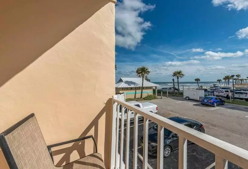 ２ダブルベッドのスタンダードルーム, Quality Inn Daytona Beach Oceanfront