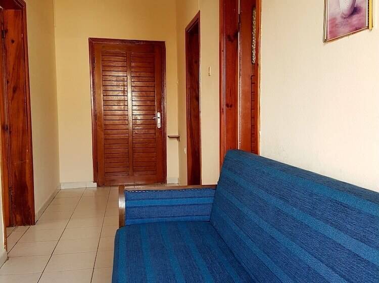 침실 2개 아파트, Palmen Apart