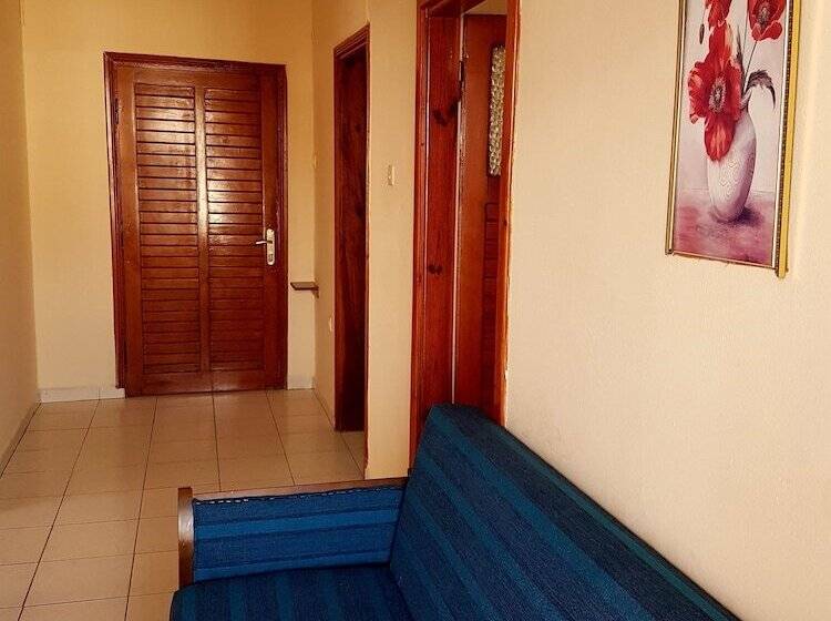 침실 2개 아파트, Palmen Apart