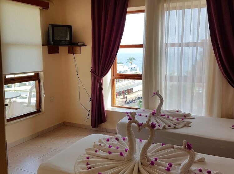 침실 2개 아파트, Palmen Apart