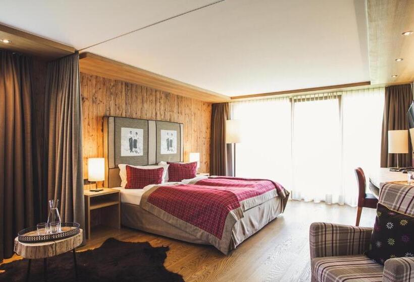 جناح جونيور, Hubertus   Au Bregenzerwald