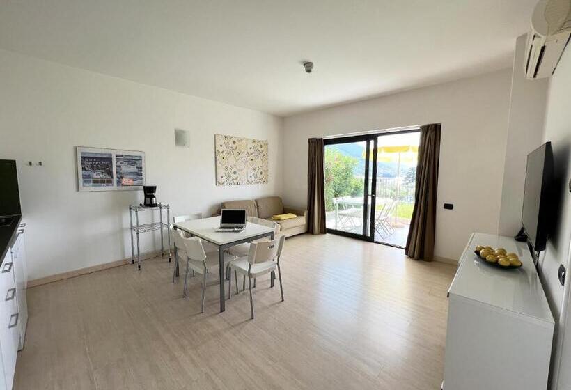 2 Bedrooms Apartment Lake View, Residence Goethe