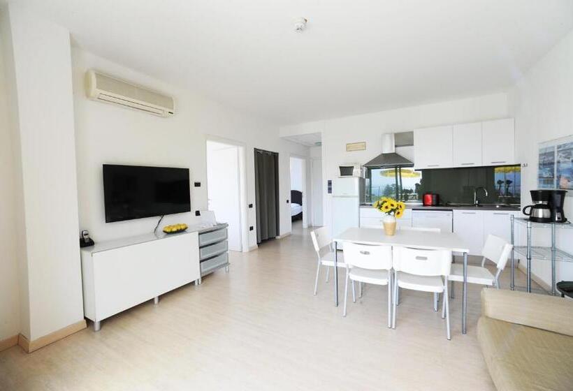 2 Bedrooms Apartment Lake View, Residence Goethe