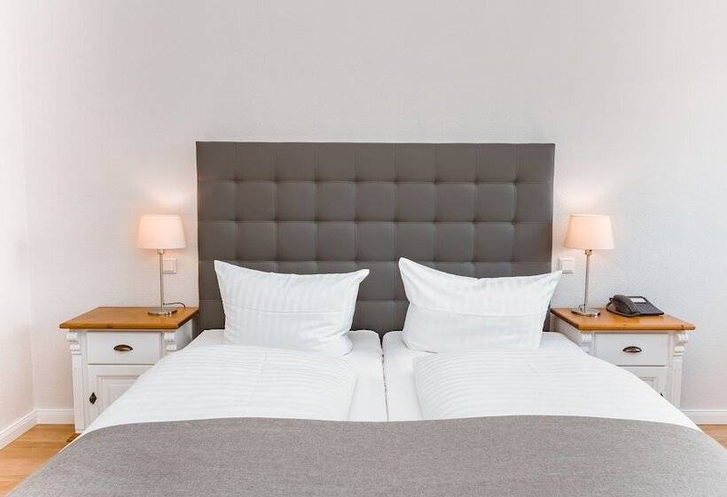 コンフォートルーム, Residenz Am Ostufer