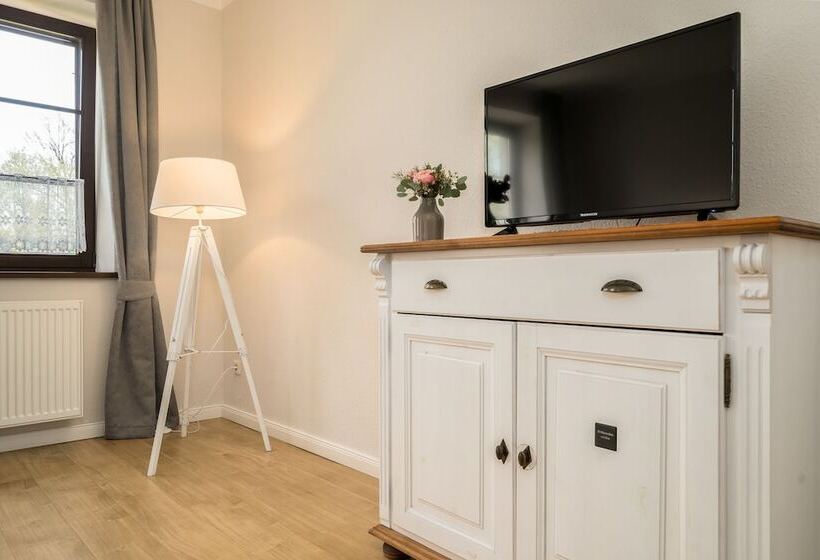 コンフォートルーム, Residenz Am Ostufer