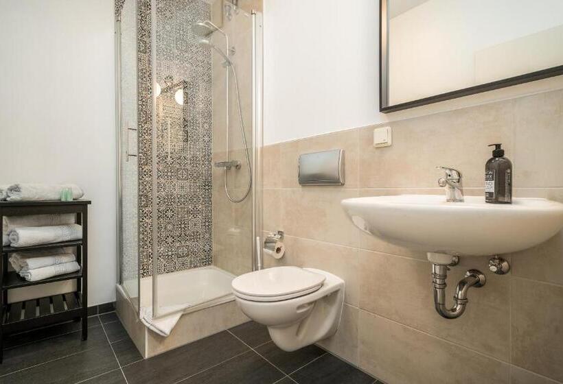 コンフォートルーム, Residenz Am Ostufer