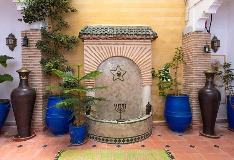 Standart Oda, Riad Aquarelle By Ge