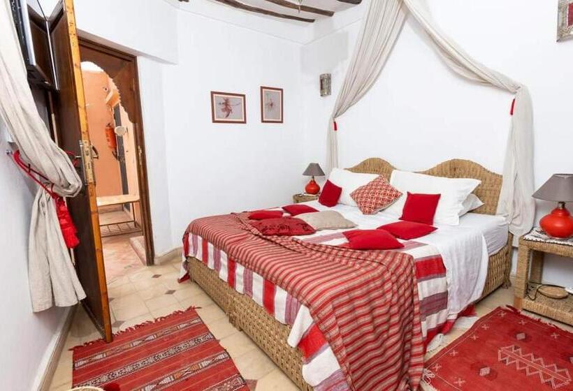 Standart Oda, Riad Aquarelle By Ge