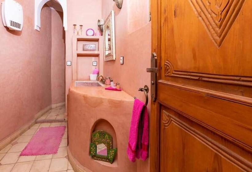 Standart Oda, Riad Aquarelle By Ge