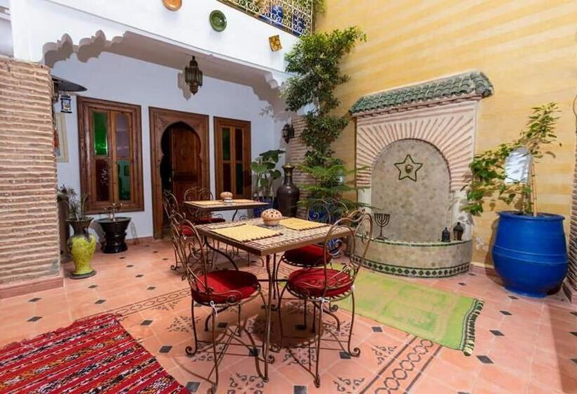 Standart Oda, Riad Aquarelle By Ge