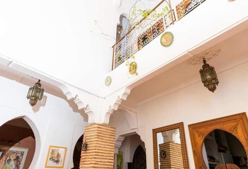 Standart Oda, Riad Aquarelle By Ge