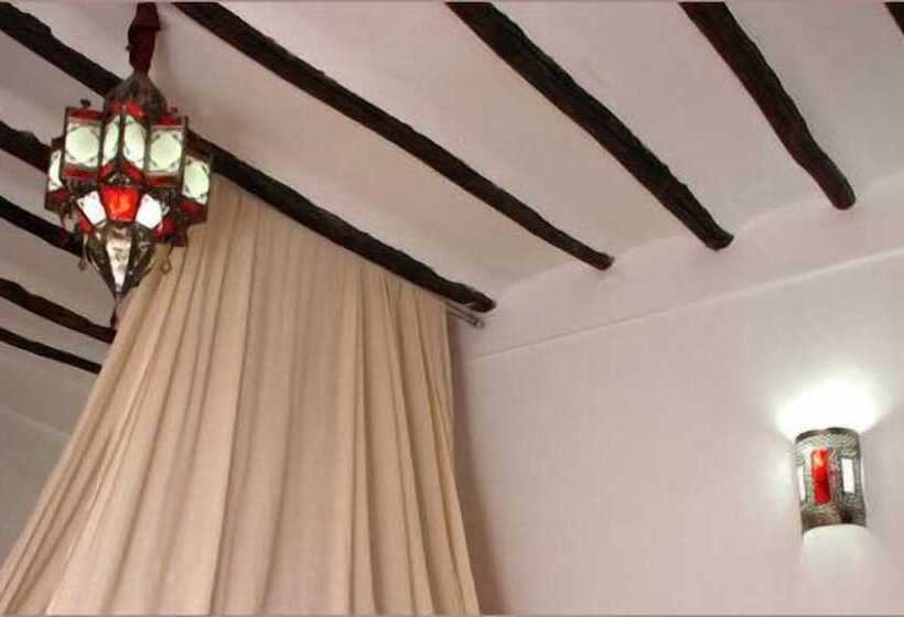 Standart Oda, Riad Aquarelle By Ge