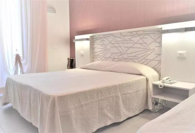 اتاق راحتی سه تخته, Villa Paola