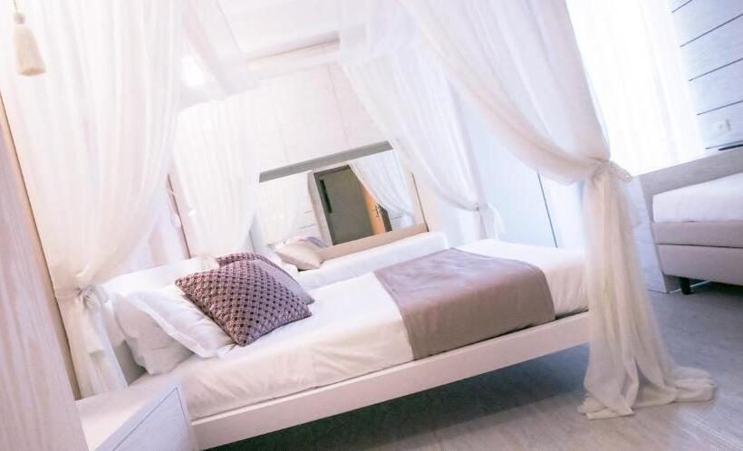 اتاق خانوادگی, Villa Paola