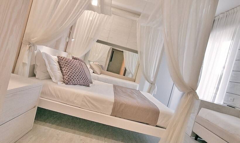 اتاق خانوادگی, Villa Paola