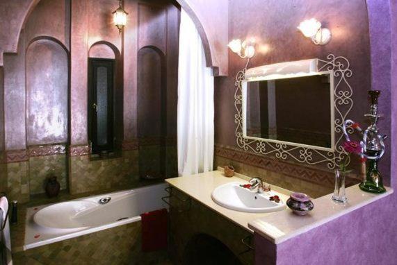 سوییت, Villa Riadana