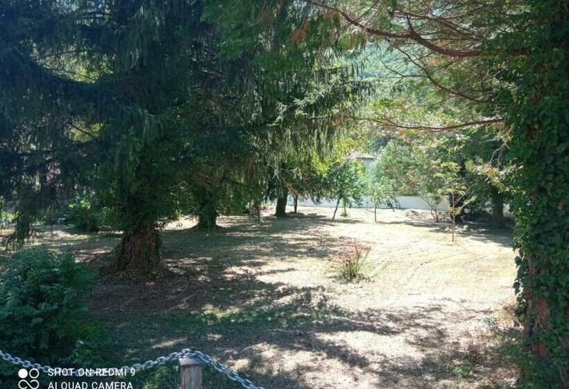 Апартаменты 1 Спальня Вид на Сад, Residence Il Giardino Sul Fiume Nera