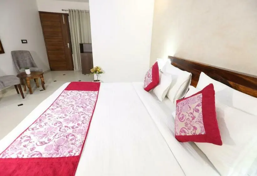 デラックスルーム, Lavit Couple Friendly Near Faridabad Metro Station
