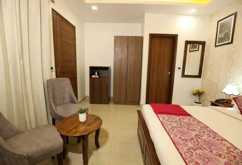 デラックスルーム, Lavit Couple Friendly Near Faridabad Metro Station