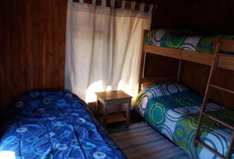 ルームシェアのワンベッド, Hostal Quillelhue