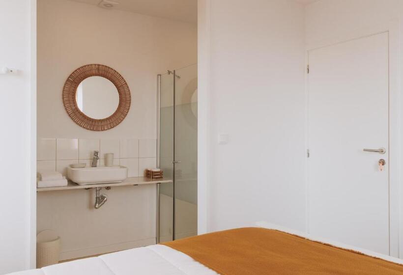 标准间, Quinta Da Quinhas