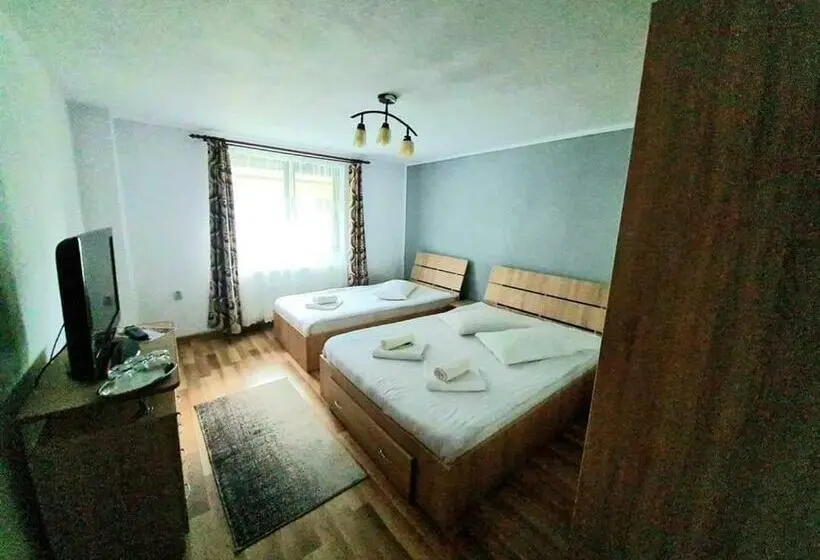 スタンダードトリプルルーム, Casa Ostrov