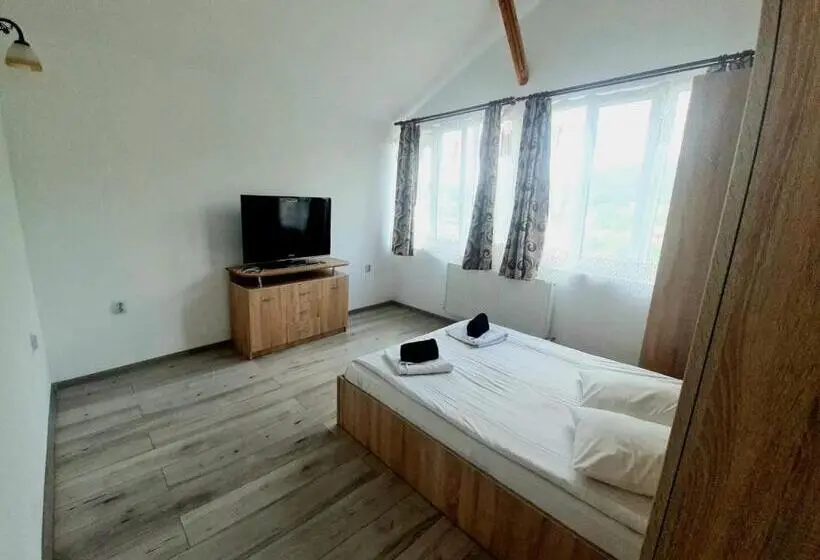 スタンダード４人部屋, Casa Ostrov