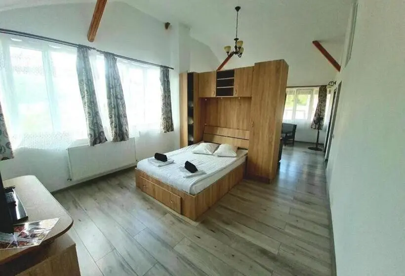 スタンダード４人部屋, Casa Ostrov