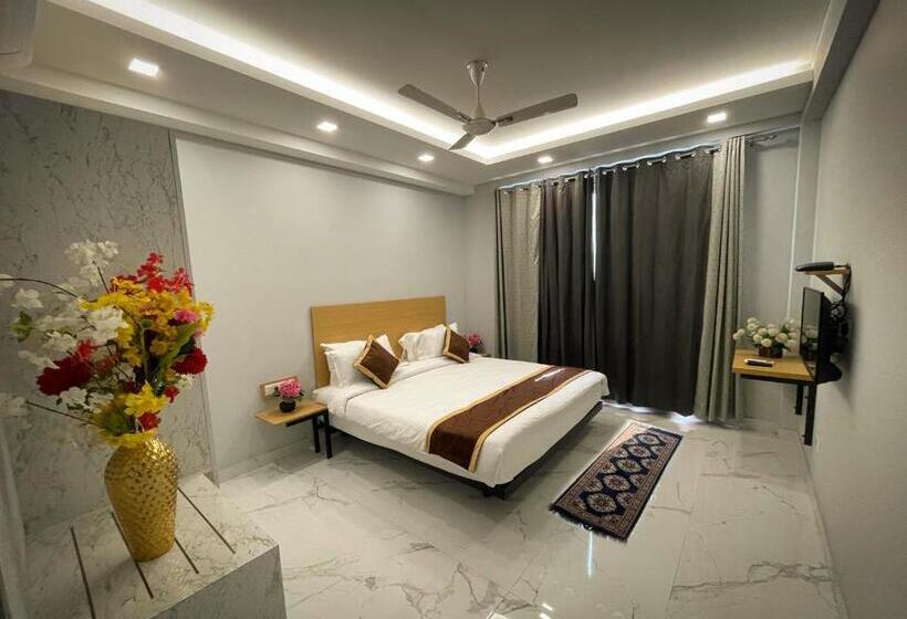 סוויטה, The Empire Villa,cyber City, Gurgaon