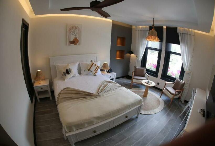 اتاق لوکس, Afi̇lli̇ Köşk