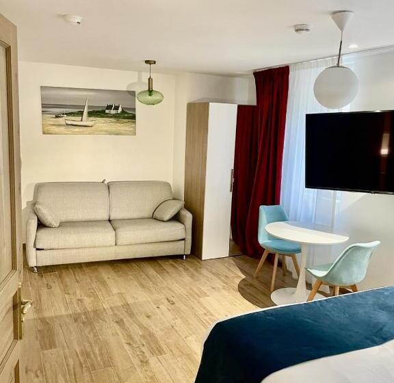 ジュニアスイート, Les Rebelles