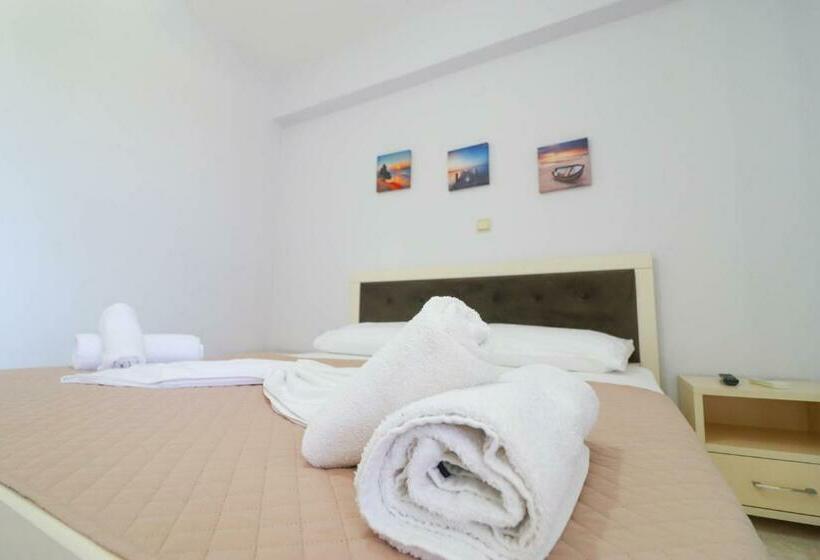 سوییت خانوادگی, Neranxi Apartament