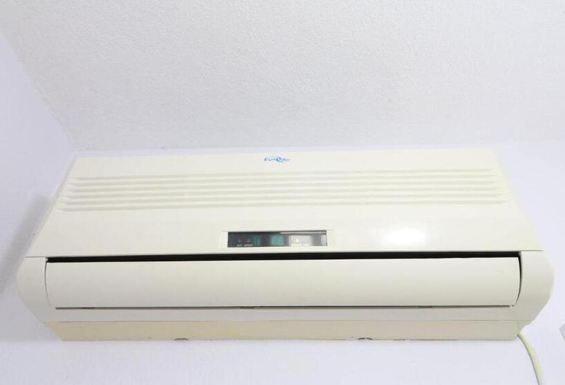 اتاق اکونومی, Neranxi Apartament