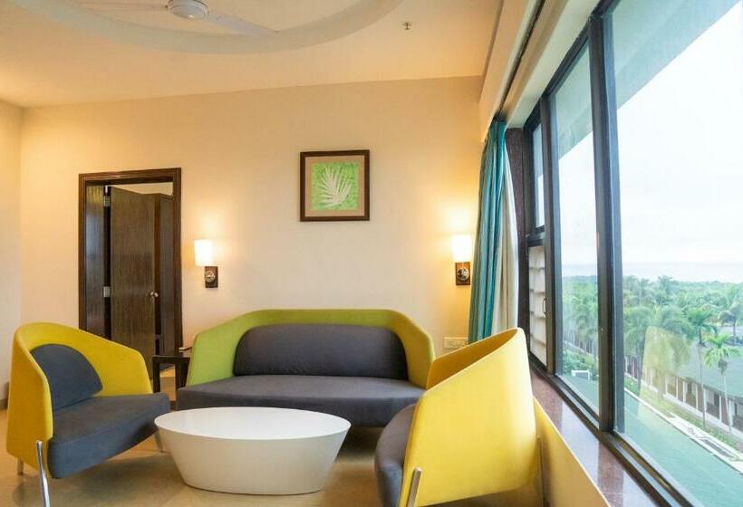 Люкс Вид на Горы, Greenleaf The Resort & Spa, Ganpatipule