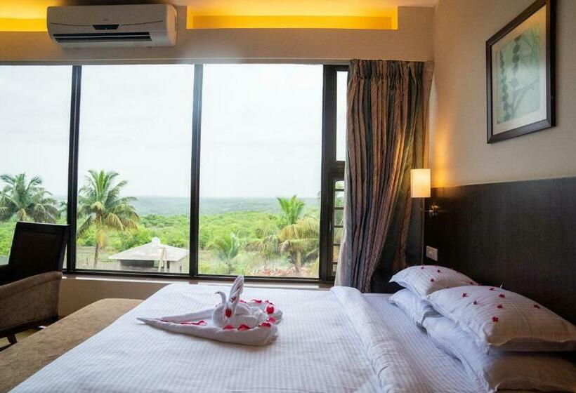 סוויטה נוף להרים, Greenleaf The Resort & Spa, Ganpatipule