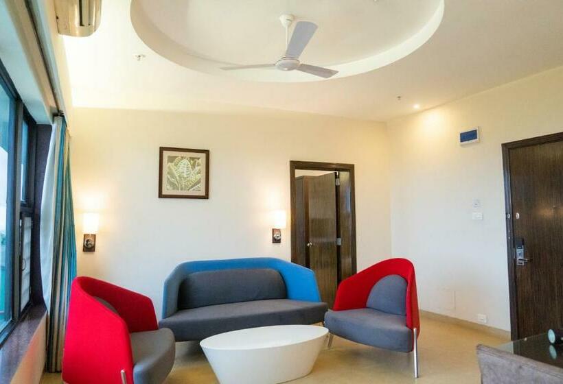 סוויטה נוף להרים, Greenleaf The Resort & Spa, Ganpatipule