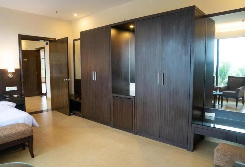 סוויטה נוף להרים, Greenleaf The Resort & Spa, Ganpatipule