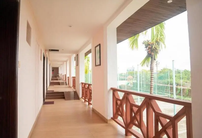 バルコニー付きスタンダードルーム, Greenleaf The Resort & Spa, Ganpatipule