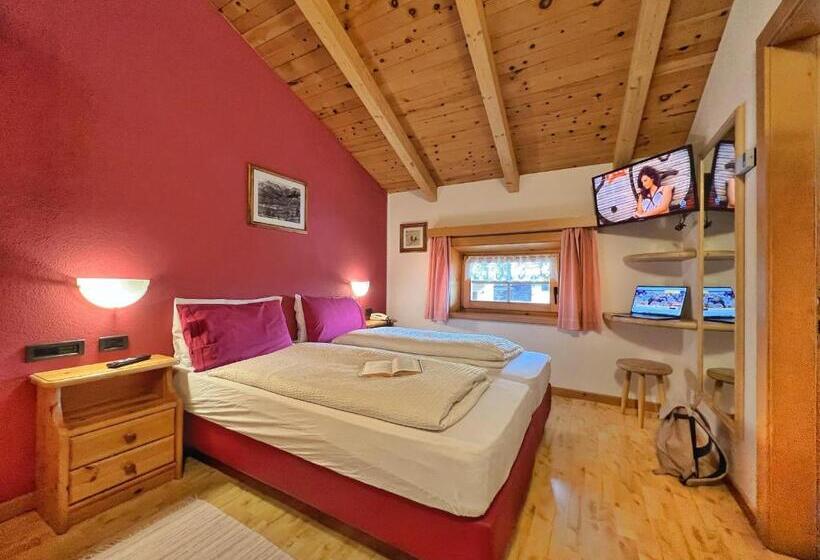 标准间带山景, Garni Francescato